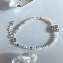 Load image into Gallery viewer, Mother of Pearl × Clear Quartz × Silver Hematite × Silver Rose Bracelet
