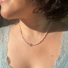 Load image into Gallery viewer, Rose Quartz × Silver Hematite × Silver Rose Necklace
